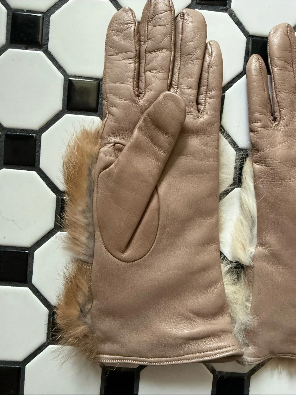 Vintage Rabbit fur leather gloves size 7 100% cashmere lining Made in Italy